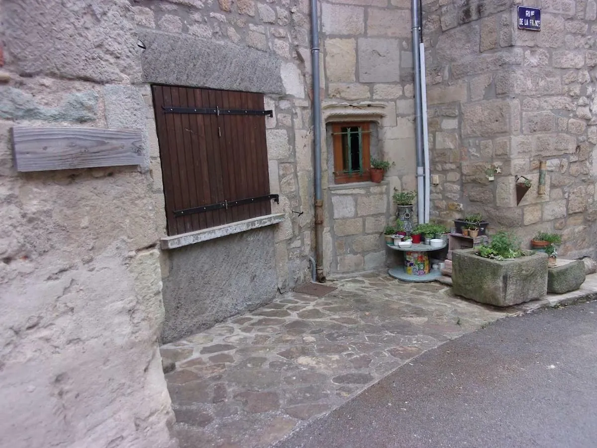 Villa Triplex Douillet Largentière Francia